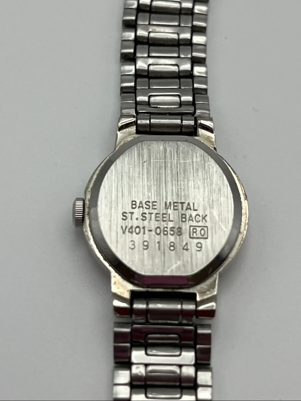 VTG Seiko Silver and White Women's Stainless Steel Bracelet Watch